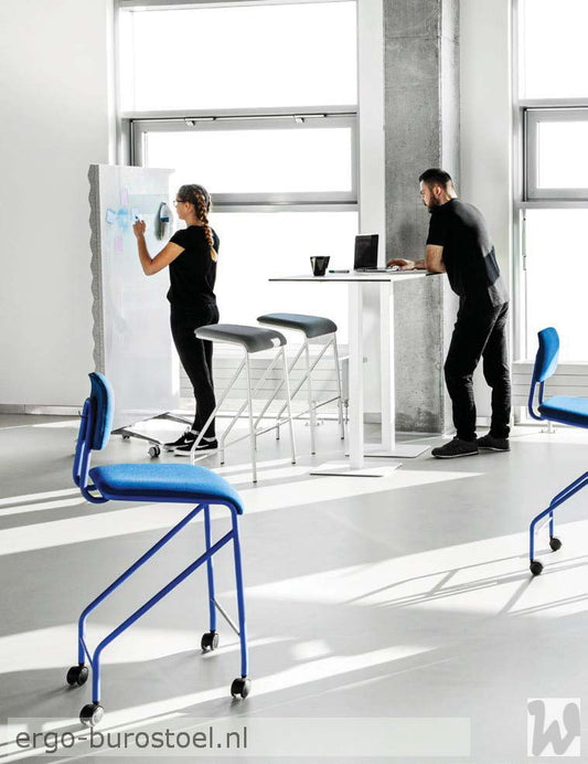 Vank CO_Chair Medium