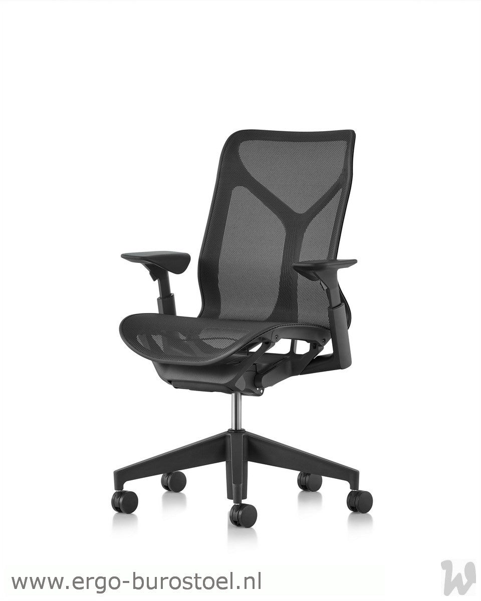 Cosm Graphite medium rug [Herman Miller]