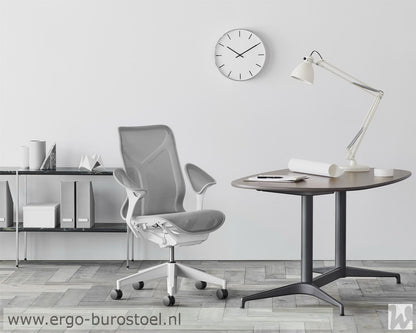 Cosm Graphite medium rug [Herman Miller]
