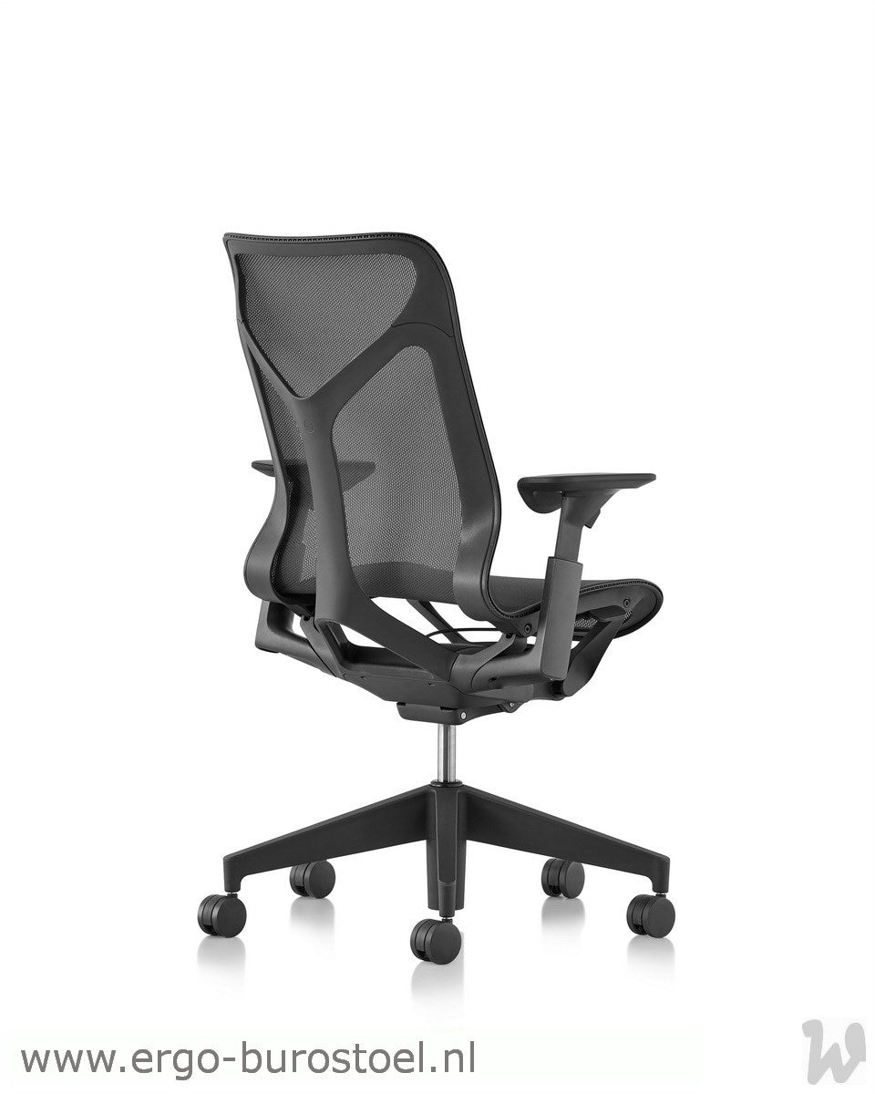 Cosm Graphite medium rug [Herman Miller]