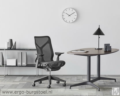 Cosm Graphite medium rug [Herman Miller]